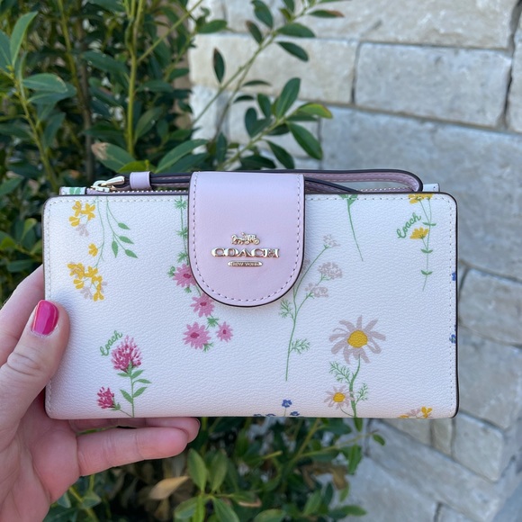 tech phone wallet with spaced wildflower